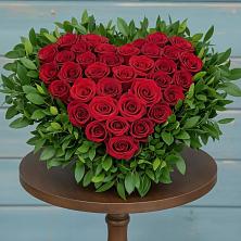 Цветочная композиция из Розы в виде сердца в Большие Березники Мордовия